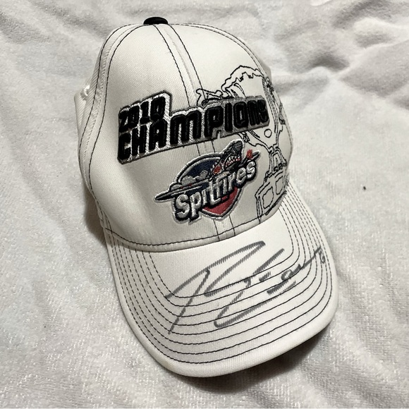 Windsor Spitfires Ryan Ellis NHL Autographed Hat - Picture 1 of 2